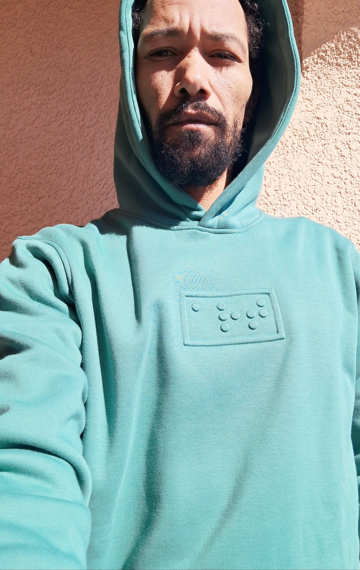 Hoodie unisexe embossé en braille