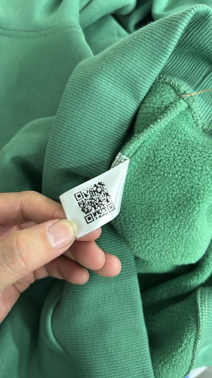 Hoodie unisexe embossé en braille